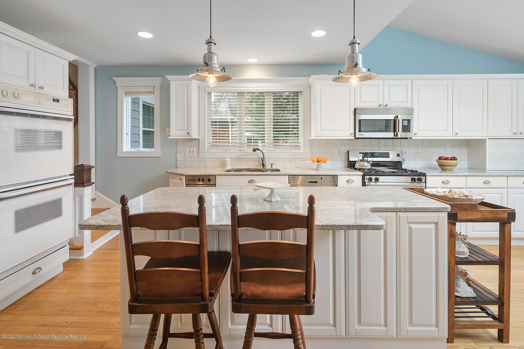 408 Tuttle Avenue - Photo 13