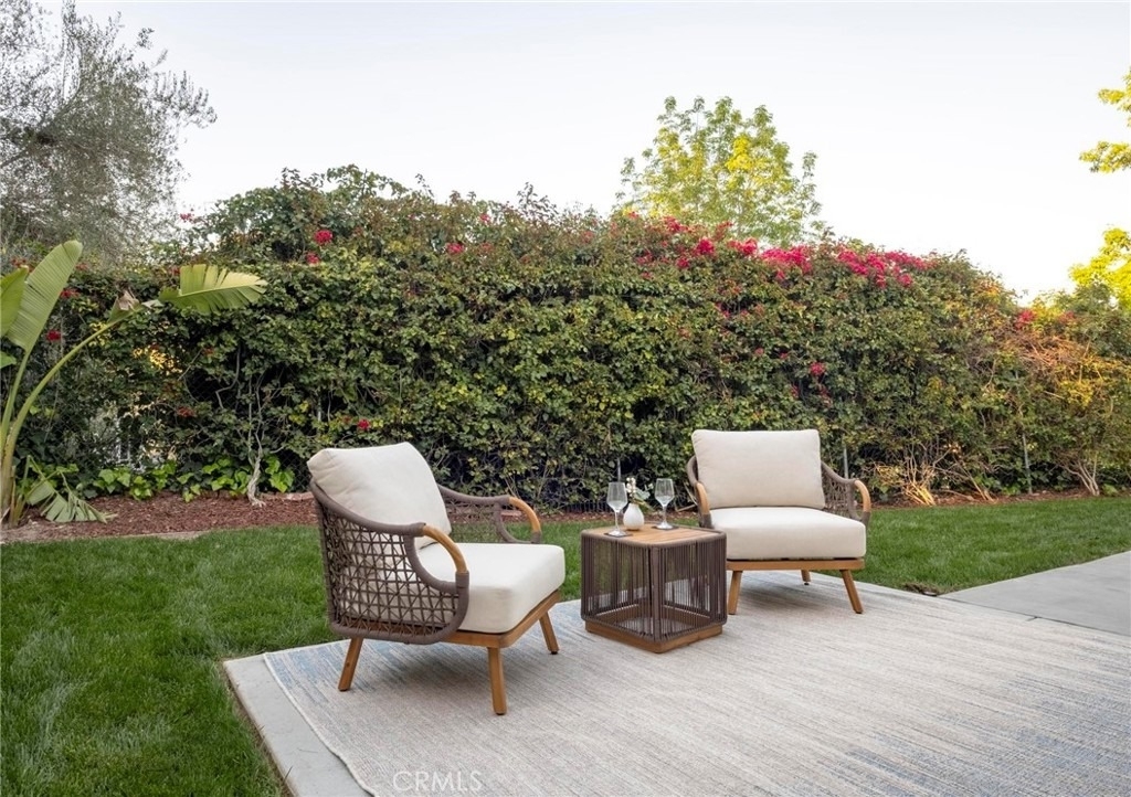 2217 Estribo Drive - Photo 4