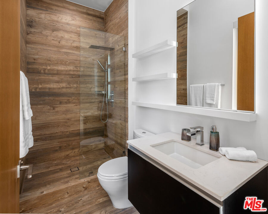 6617 Lindenhurst Avenue - Photo 33
