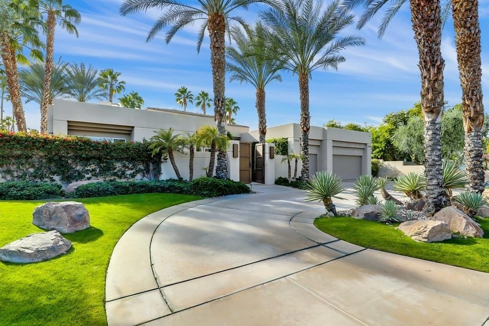 70955 Sunny Lane - Photo 1