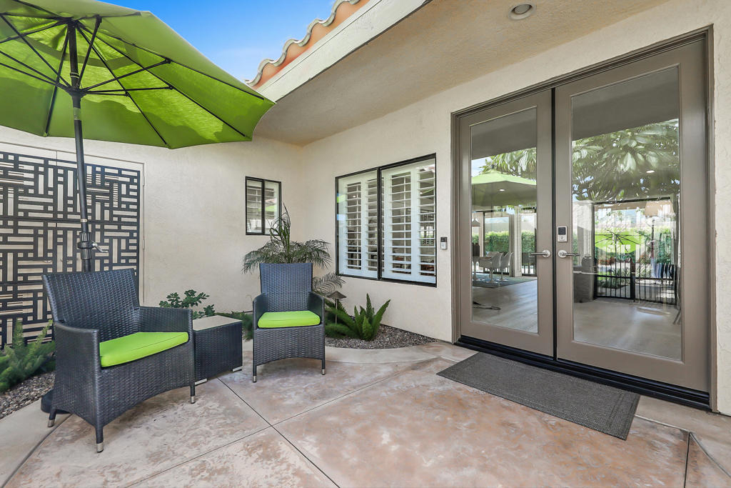 48721 Santa Ursula Street - Photo 1