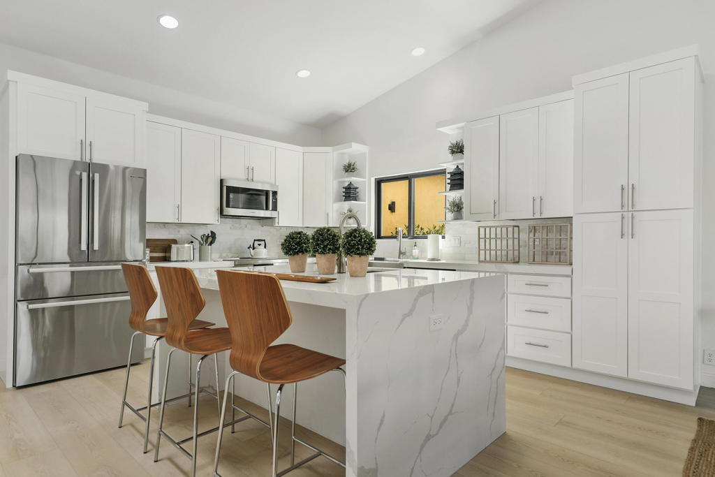 48721 Santa Ursula Street - Photo 9