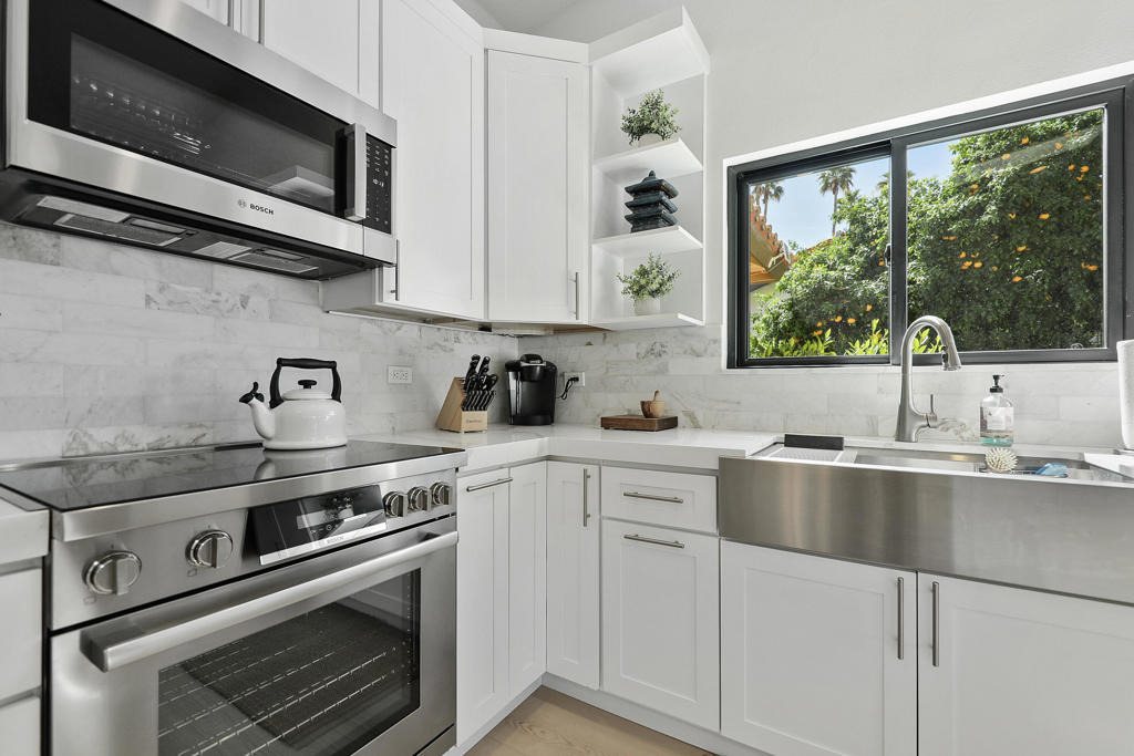 48721 Santa Ursula Street - Photo 11
