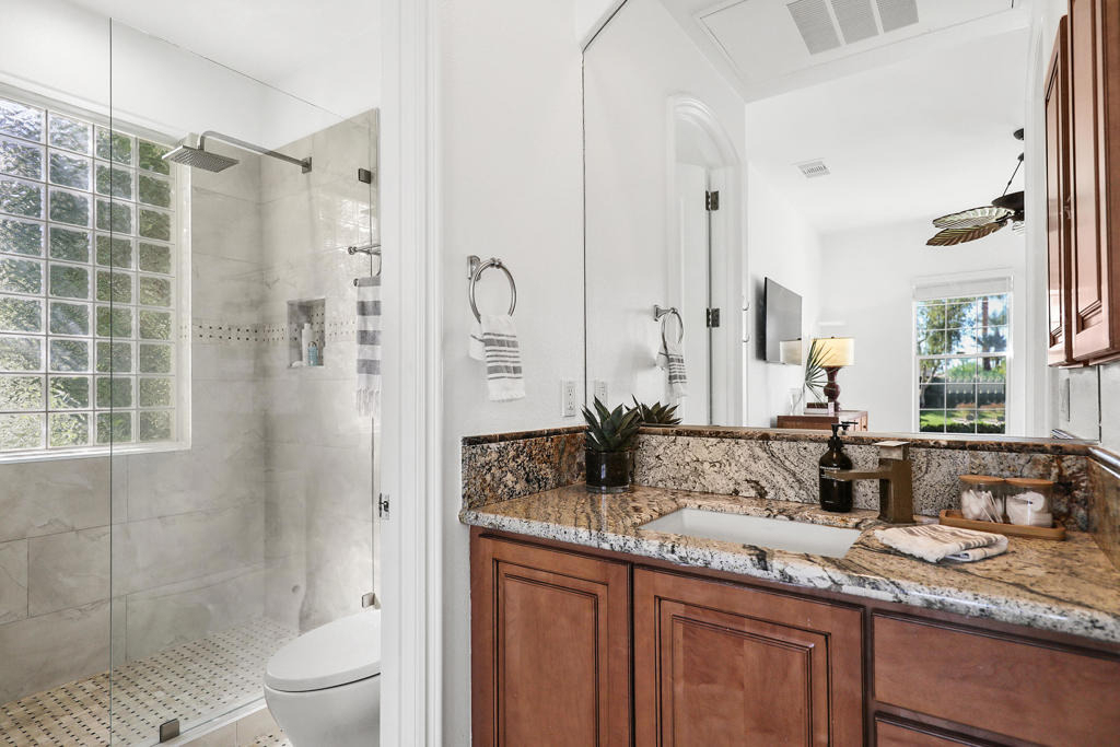 51075 Marbella Court - Photo 37