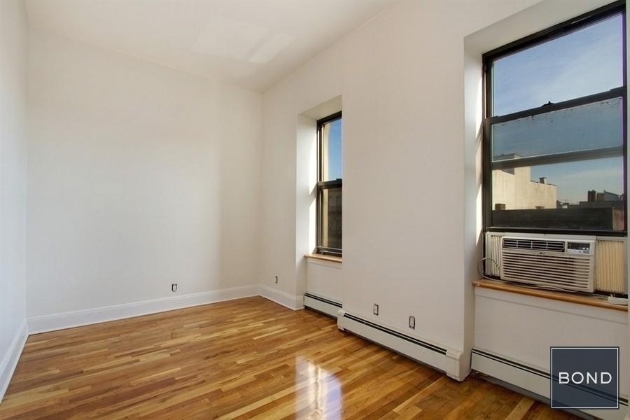 Steinway Street - Photo 3
