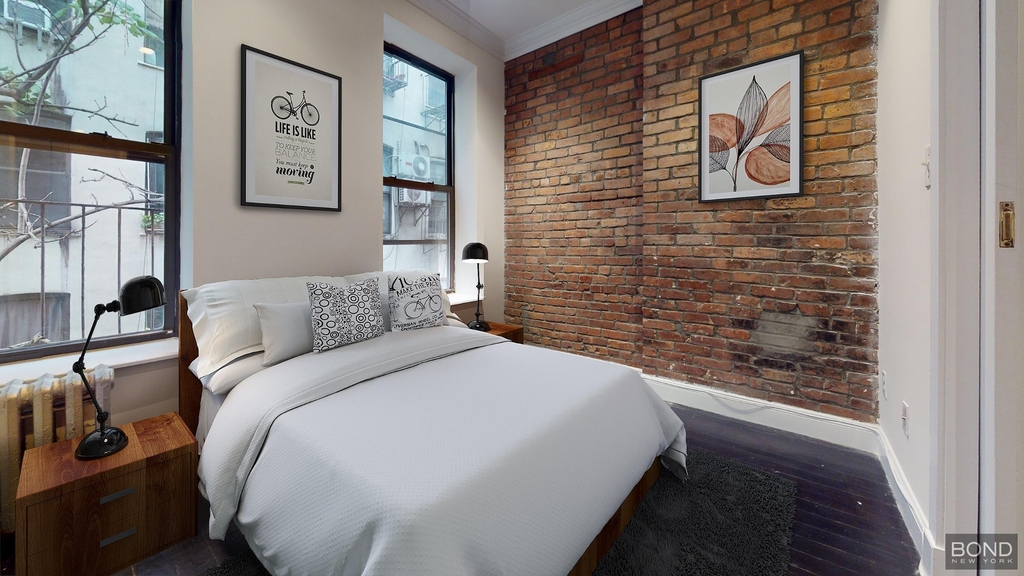 East 9th Street - Photo 1