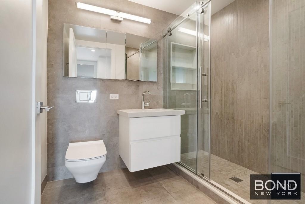 11-07 Welling Court - Photo 5