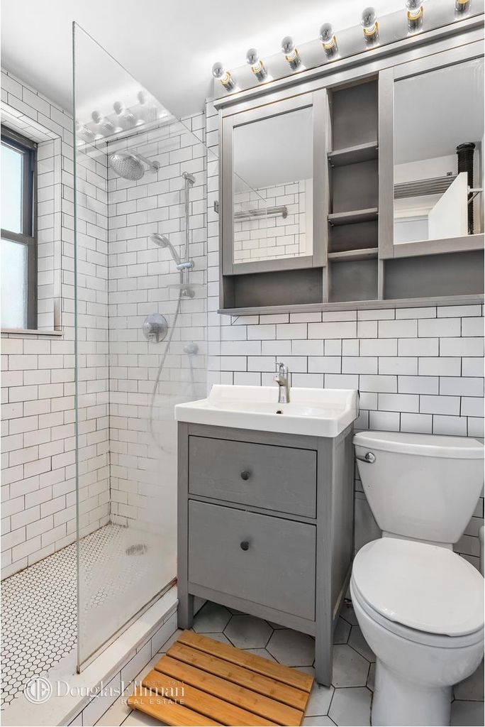 50 E 8th St - Photo 7