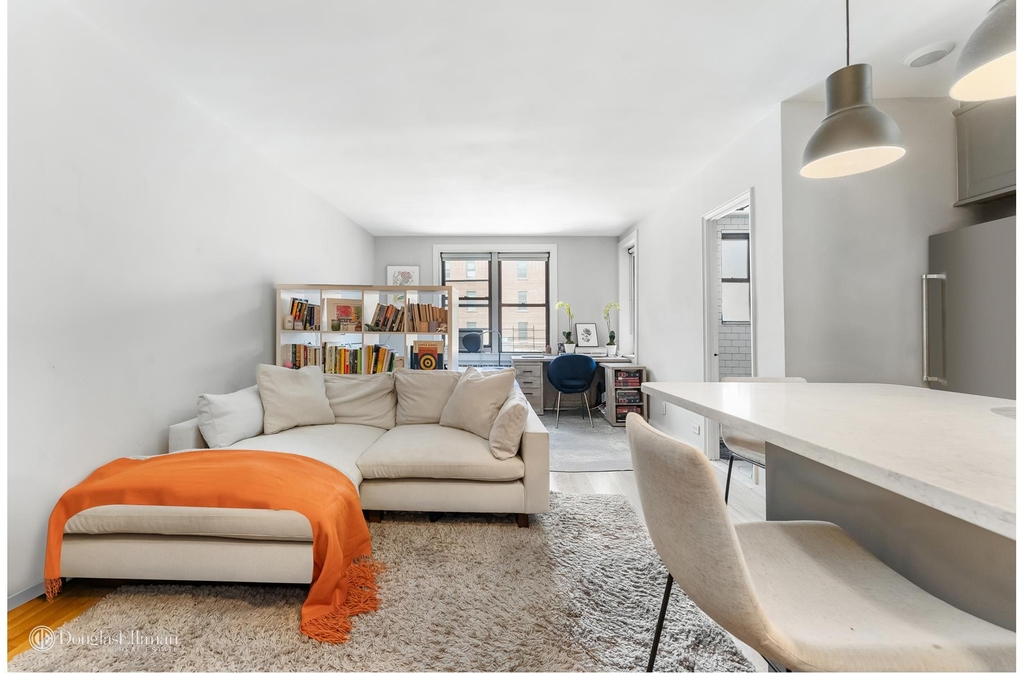 50 E 8th St - Photo 1