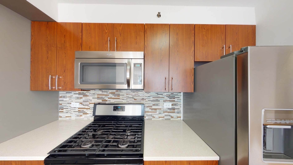 120 W. 21st - Photo 3