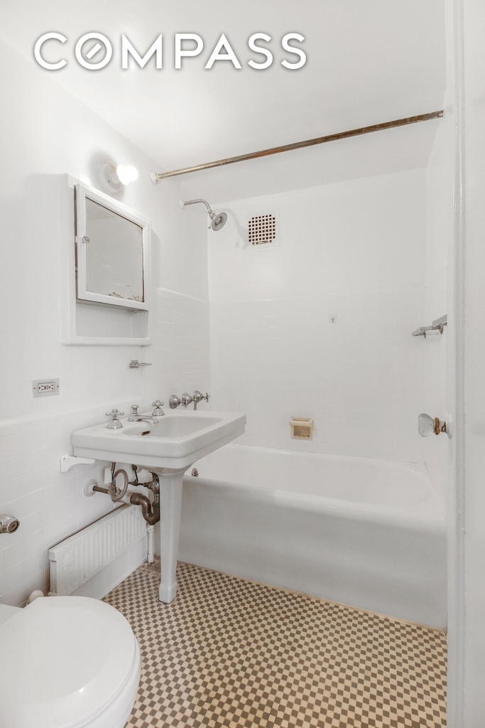 5 Tudor City Place - Photo 3