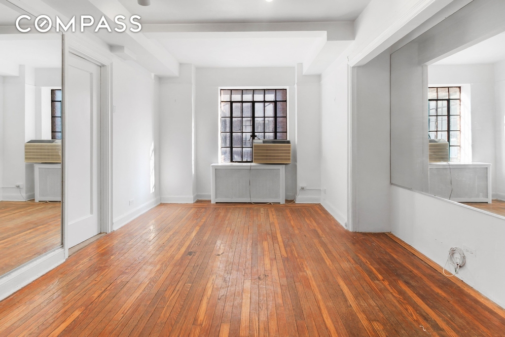 5 Tudor City Place - Photo 1