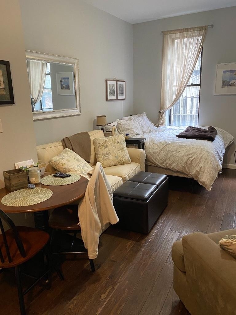 248 E 90th Street - Photo 1