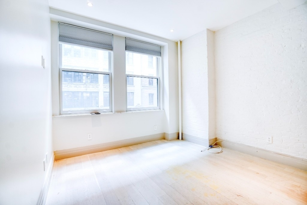 43 W 27th Street - Photo 6