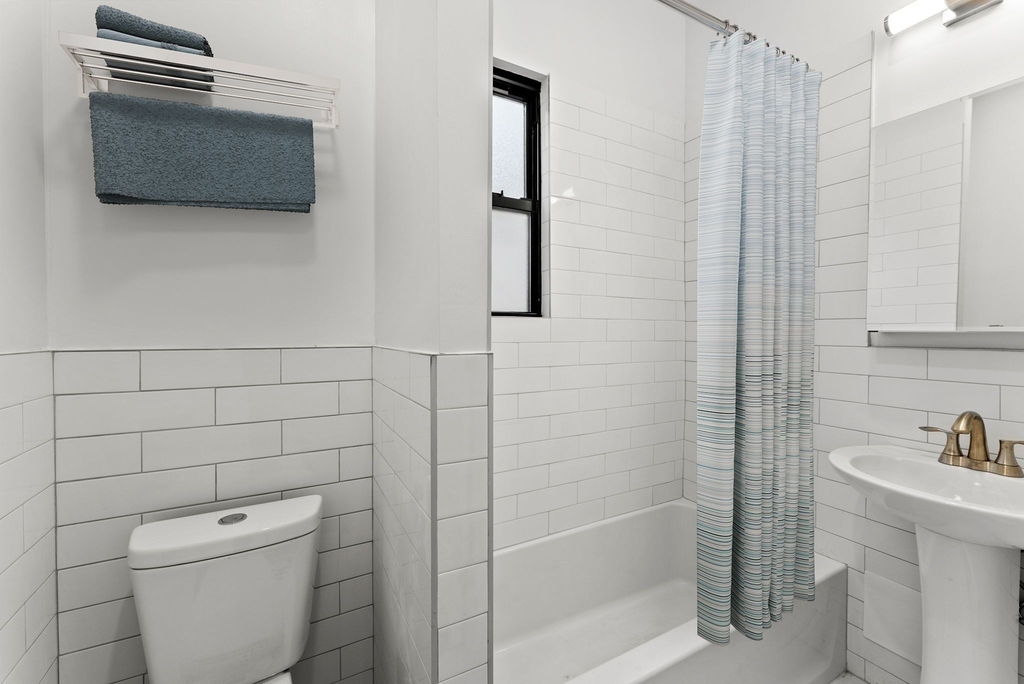 280 Suydam Street - Photo 4