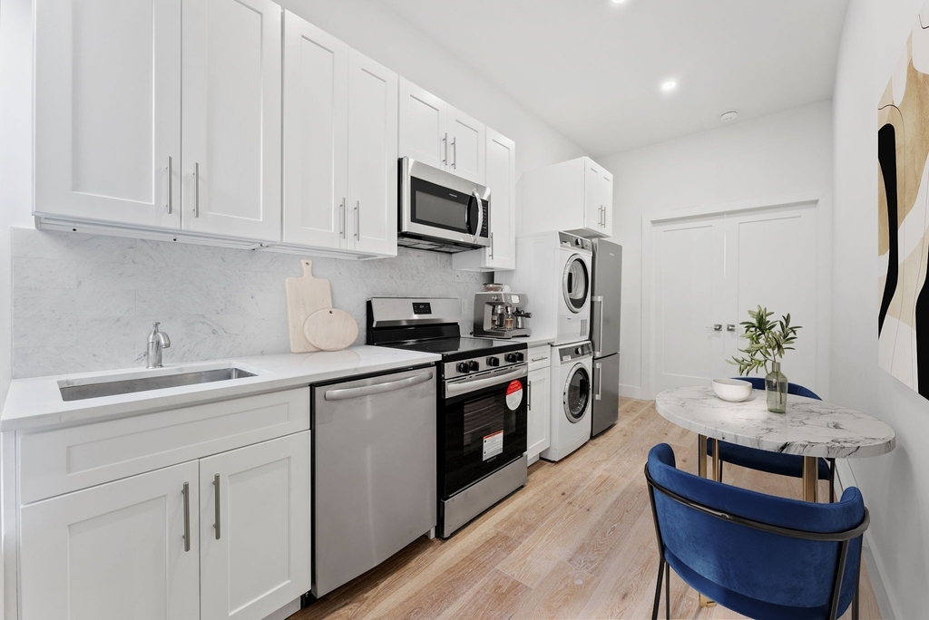 280 Suydam Street - Photo 0