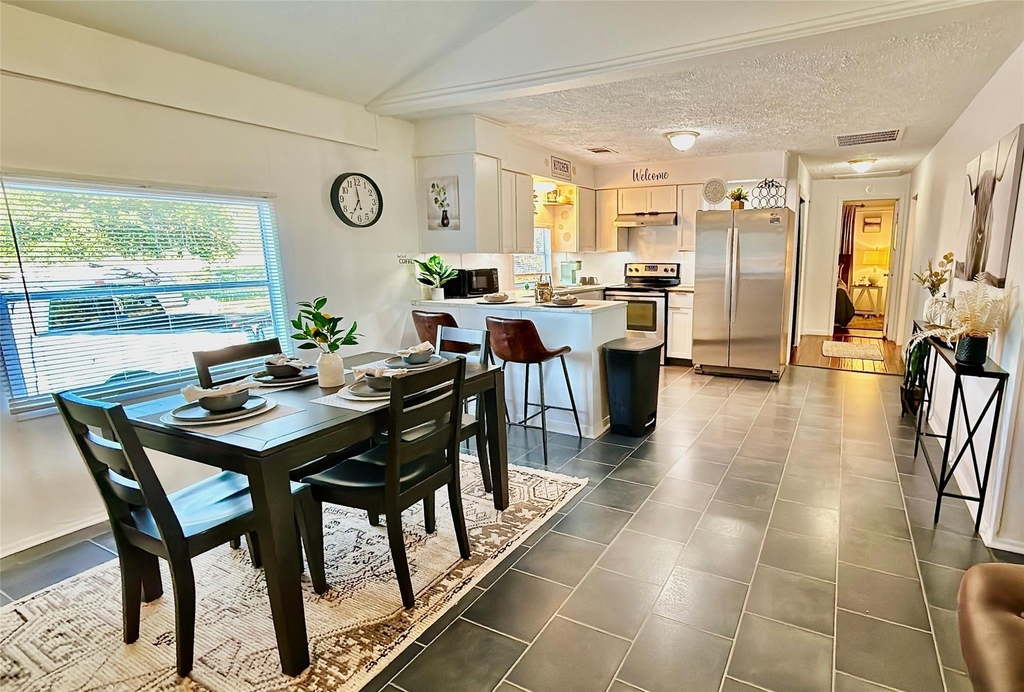 10603 Thomaswood Ln - Photo 8