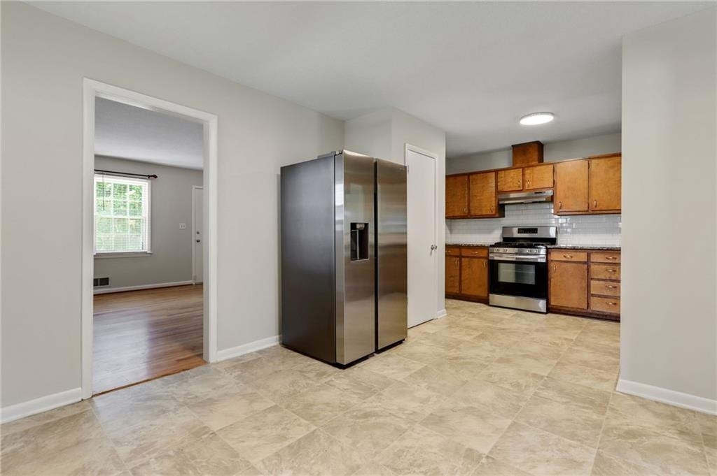 383 Dan Place Se - Photo 4