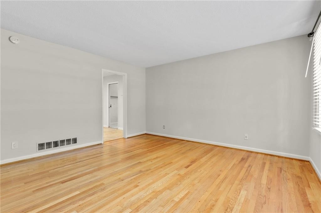 383 Dan Place Se - Photo 6