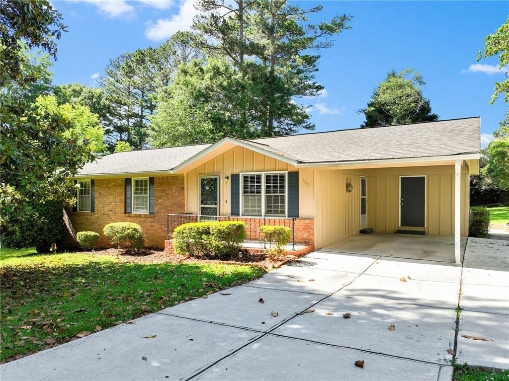383 Dan Place Se - Photo 0