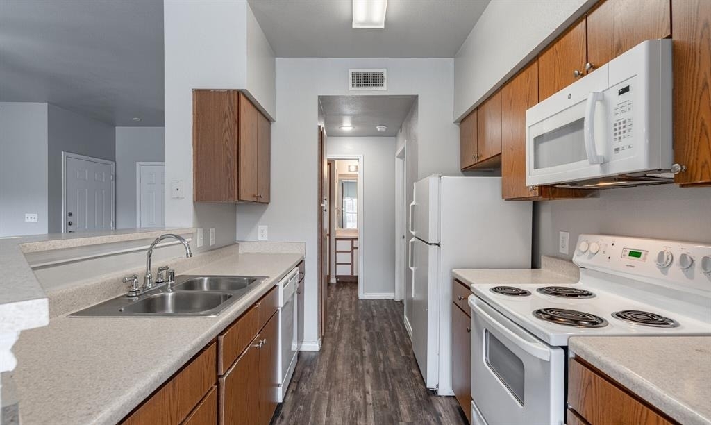1350 Skyline Rd - Photo 8