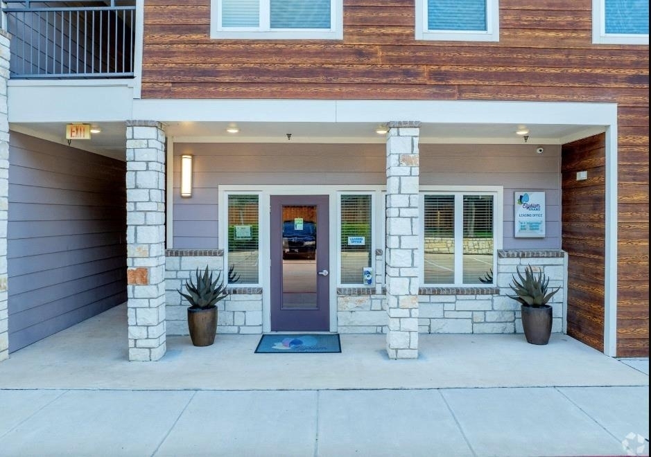 2401 E Oltorf St - Photo 3