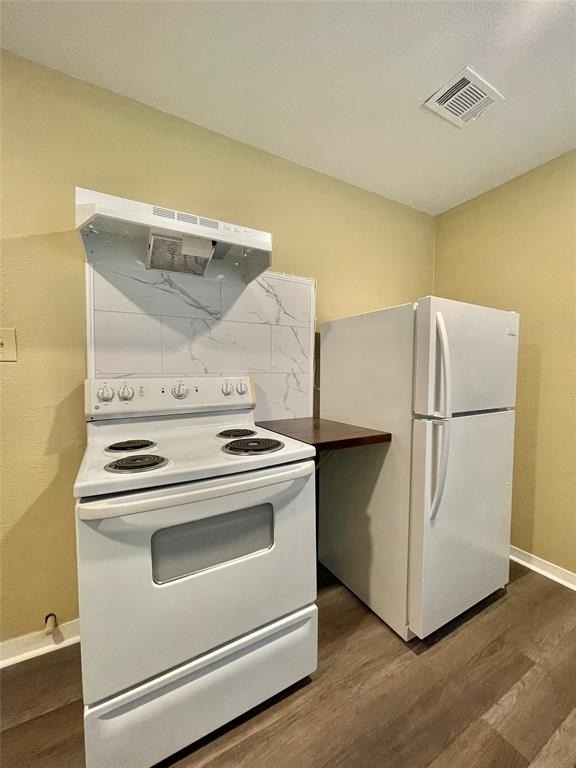 611 N Avenue D - Photo 8