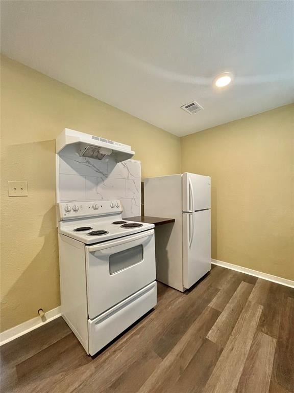 611 N Avenue D - Photo 9