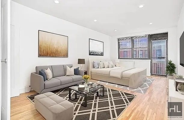 East 37th Street - Photo 0