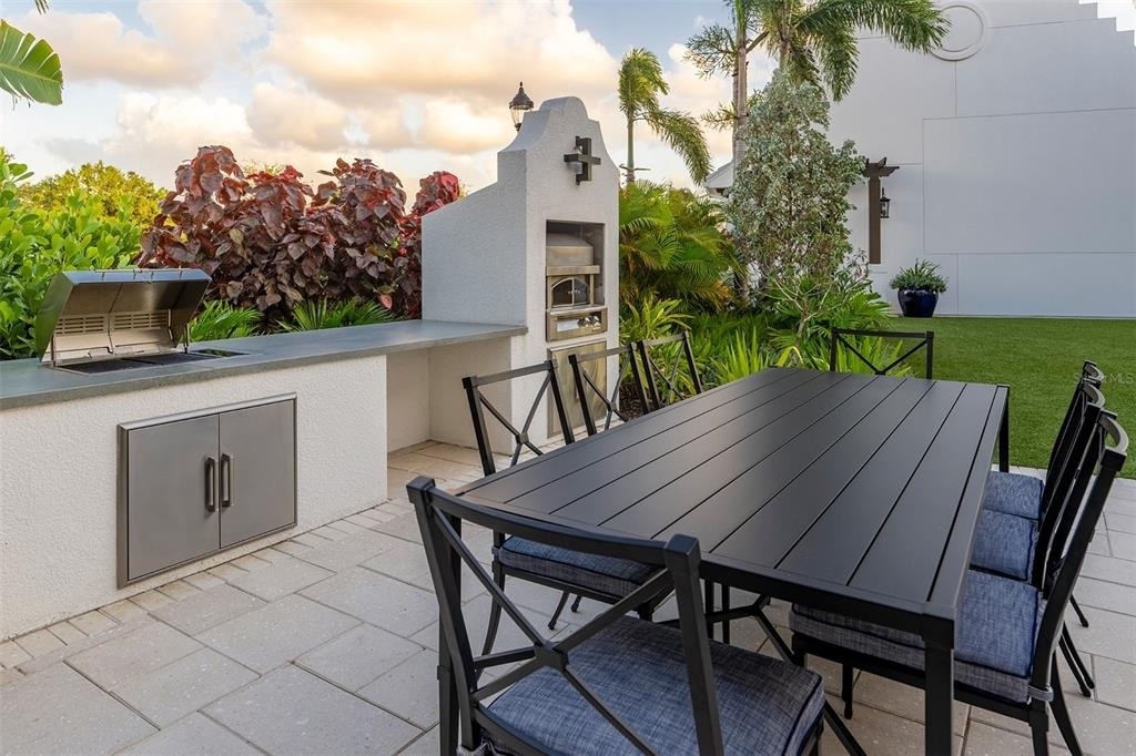 10535 Hamilton Dawn Street - Photo 11