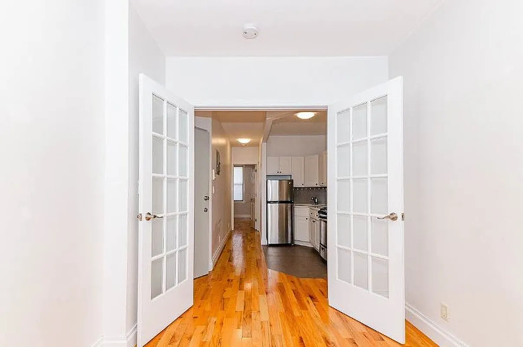 294 Harman Street - Photo 5