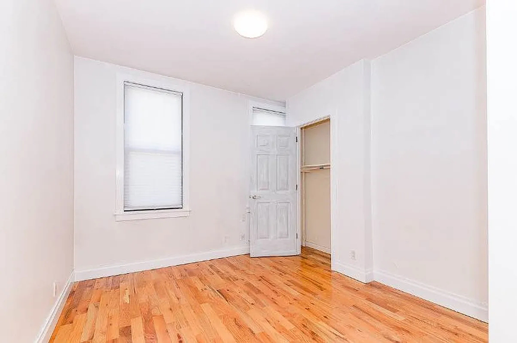 294 Harman Street - Photo 2