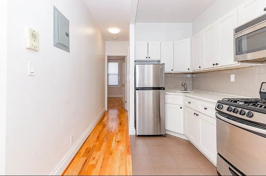 294 Harman Street - Photo 0