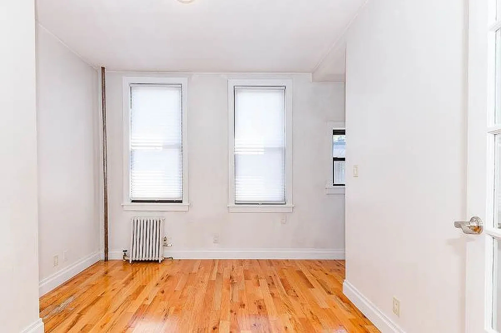 294 Harman Street - Photo 7