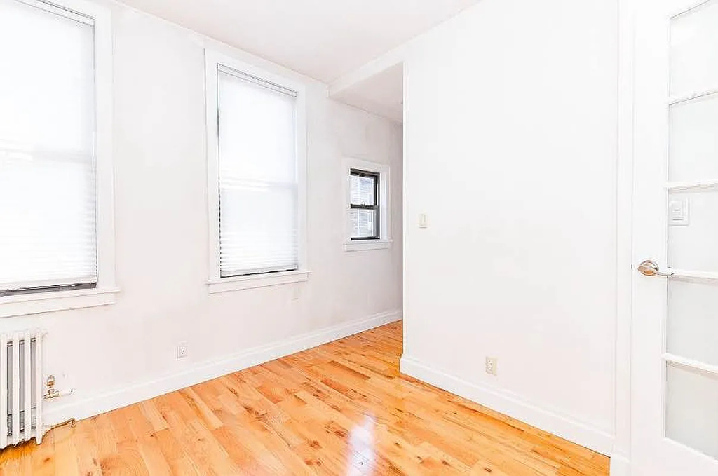 294 Harman Street - Photo 6