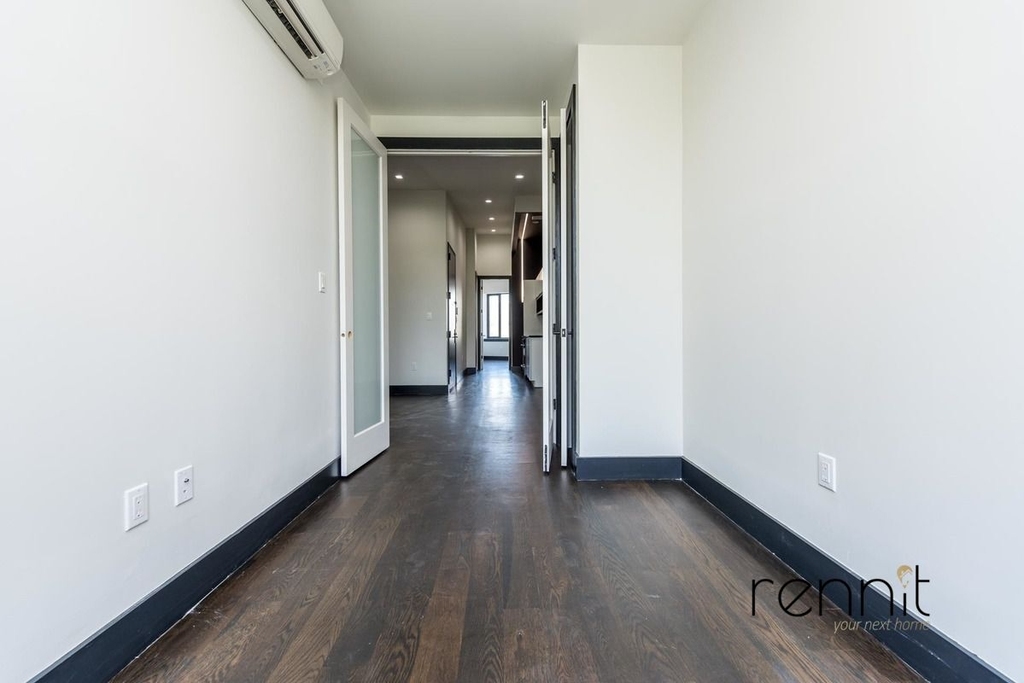 1042 Flushing Avenue - Photo 11