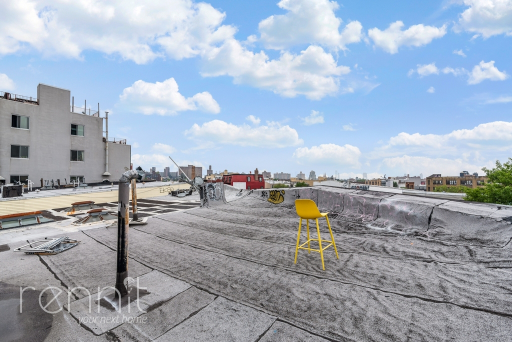 1042 Flushing Avenue - Photo 13