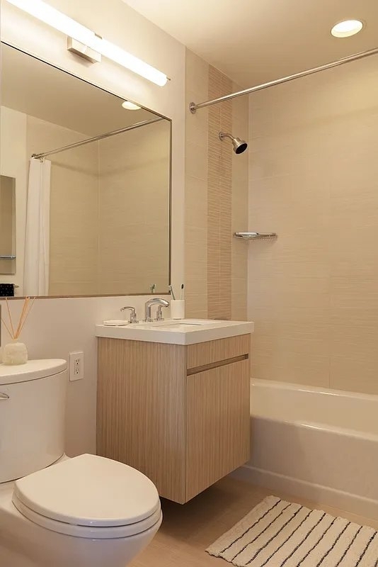 West 67th Street - Photo 4