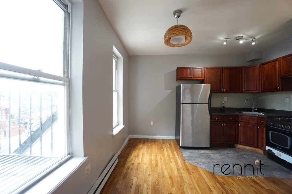 1257 Lincoln Place - Photo 5