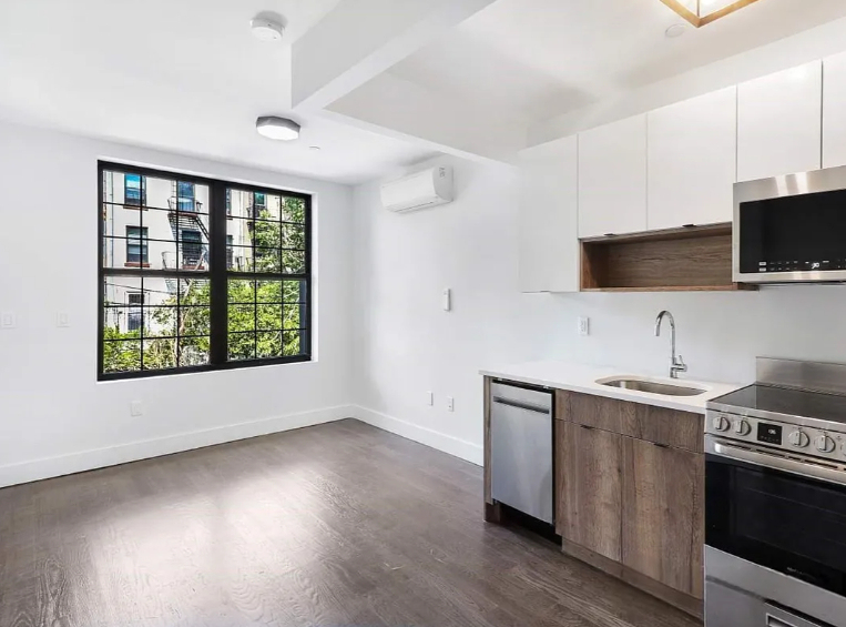 771 Lexington Ave - Photo 0