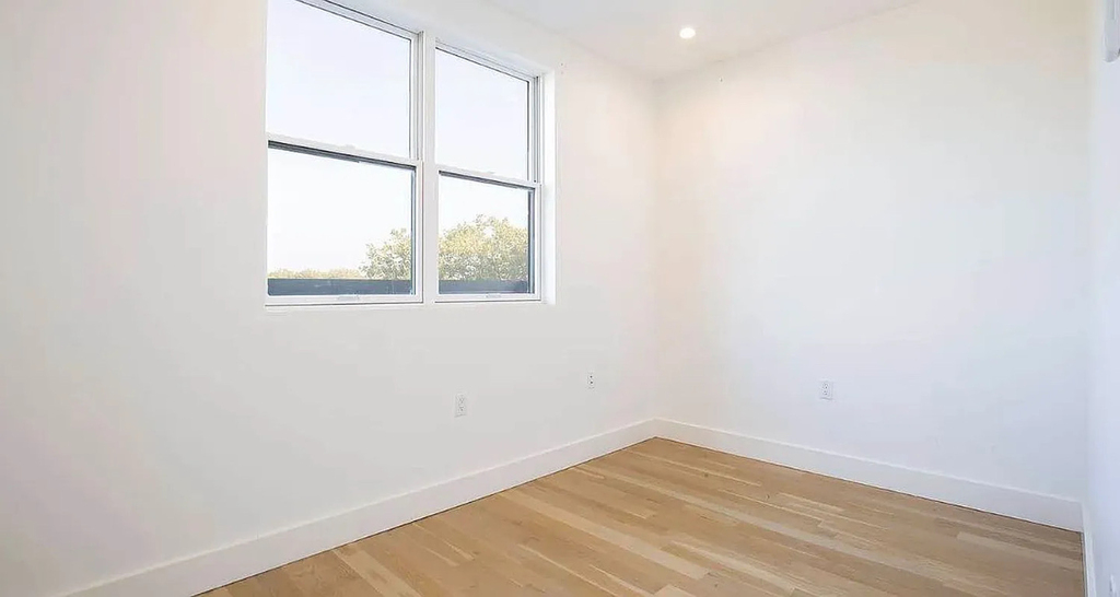 1509 Jefferson Avenue #2 - Photo 5