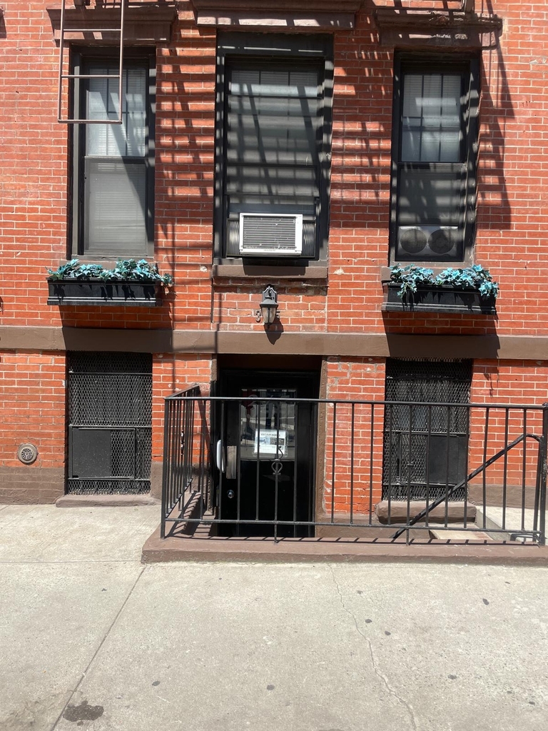 Corner of 9th Ave and 54th  Street - Photo 11