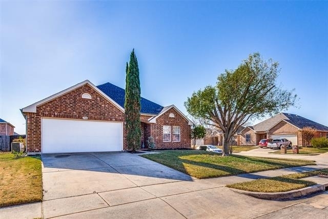 1900 Juniper Drive - Photo 2
