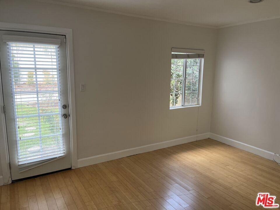 101 N La Peer Drive - Photo 26