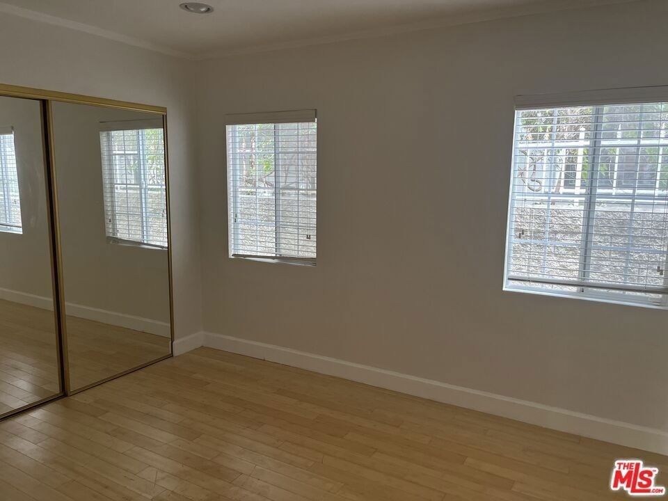 101 N La Peer Drive - Photo 25