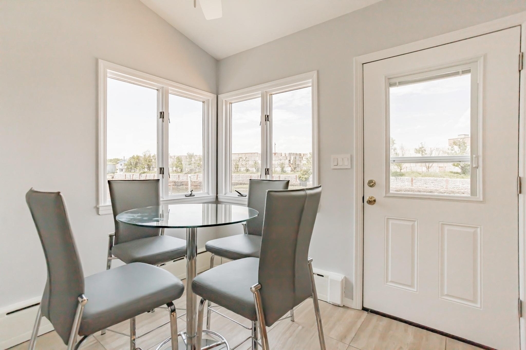 55 West Avenue - Photo 15