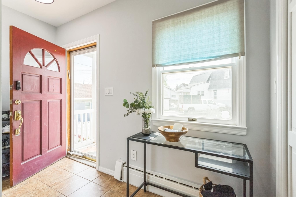 55 West Avenue - Photo 1