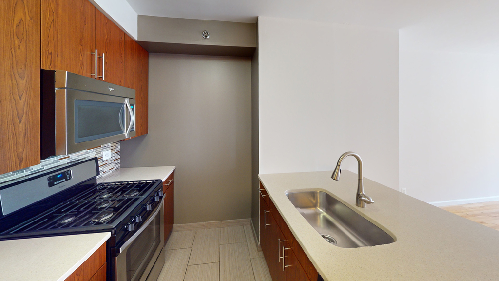 120 W. 21st - Photo 1