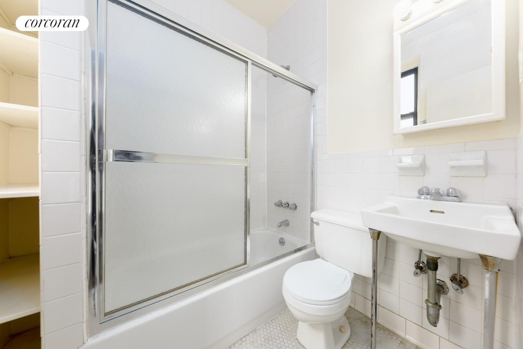 101 W 104th Street - Photo 6