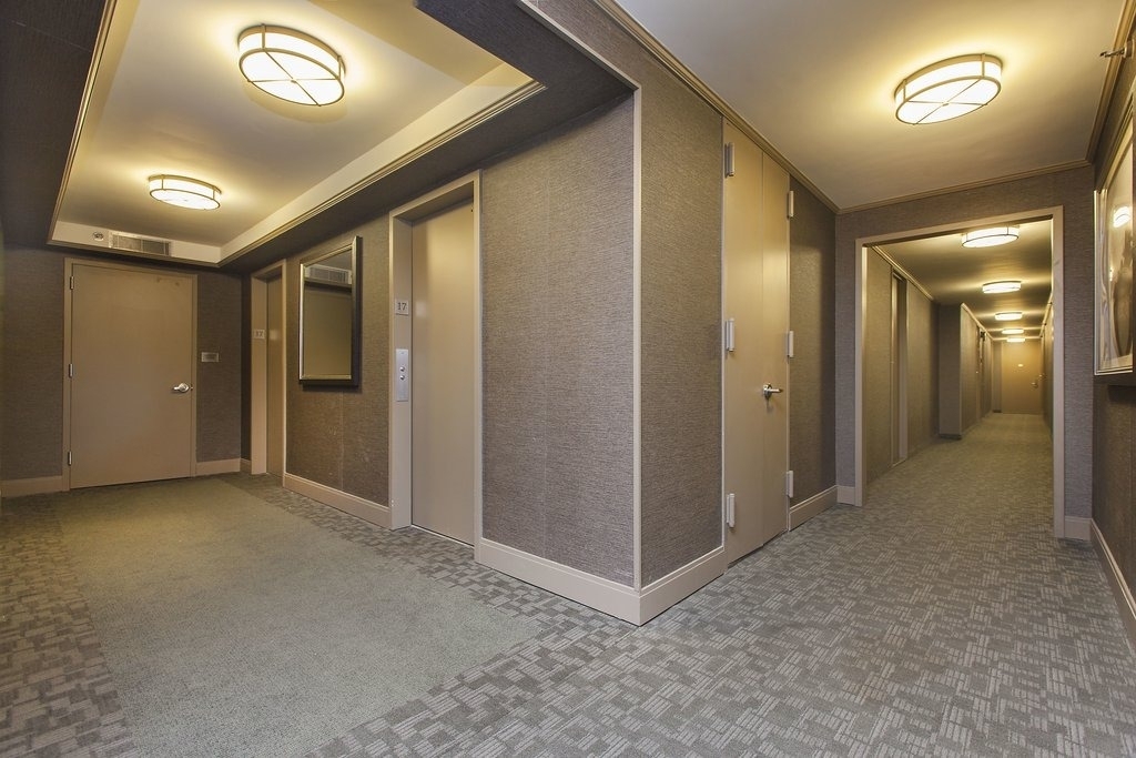 330 E 39th Street - Photo 4